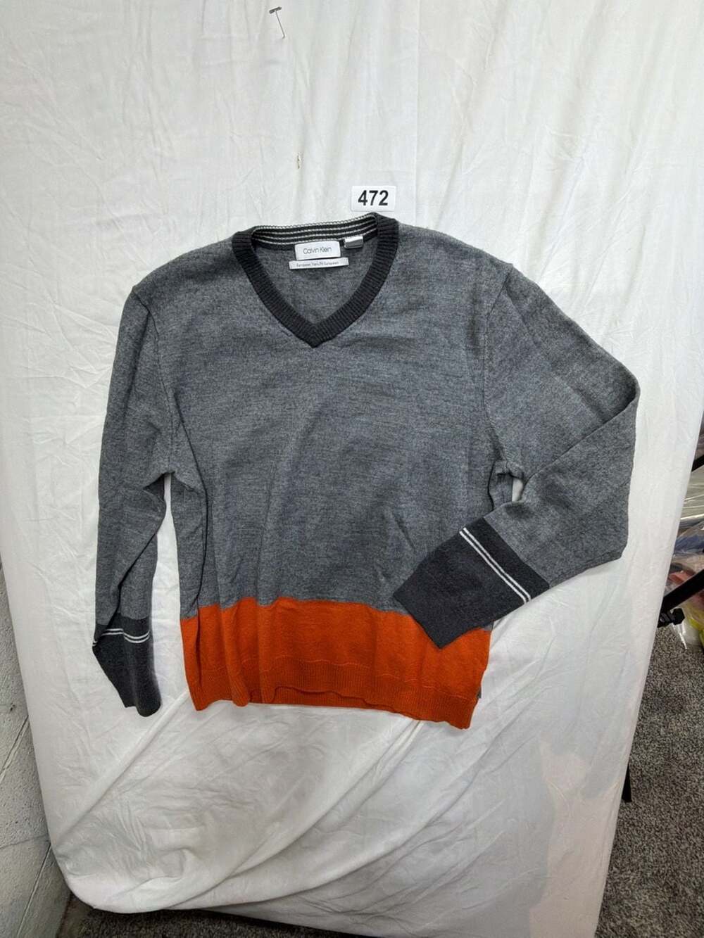 Calvin Klein V-Neck Sweater Size XXL Gray Orange Merino Wool Blend